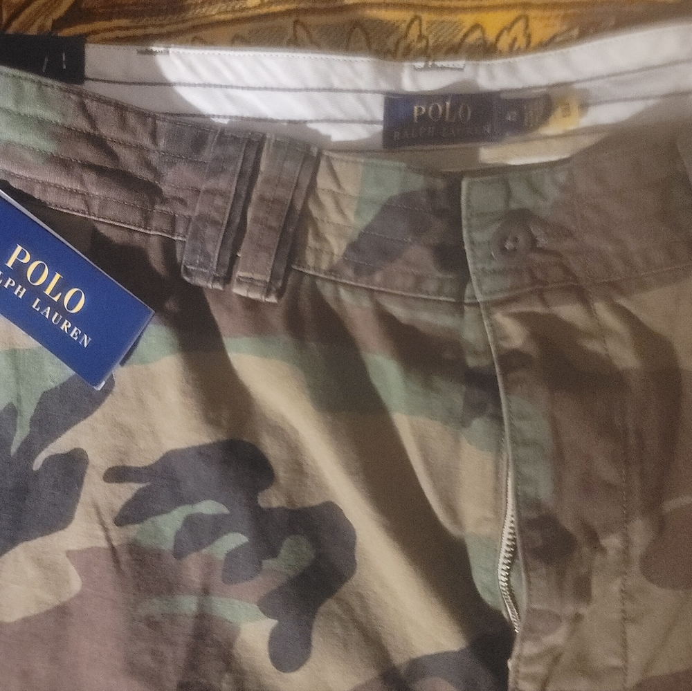 Polo Ralph Lauren Camo Chino Shorts - Picture 4 of 6
